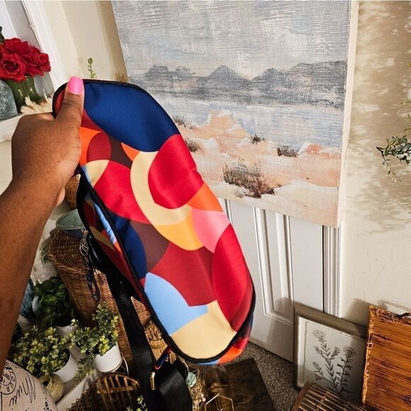 POABA Geometric Multicolored Convertible Anti - Theft Backpack. - Picture 3 of 15